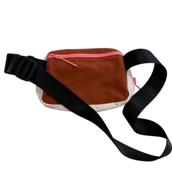 Lululemon Everywhere Belt Bag Dark Terracotta White Opal Crossbody Belt Bag - Picture 9 of 16